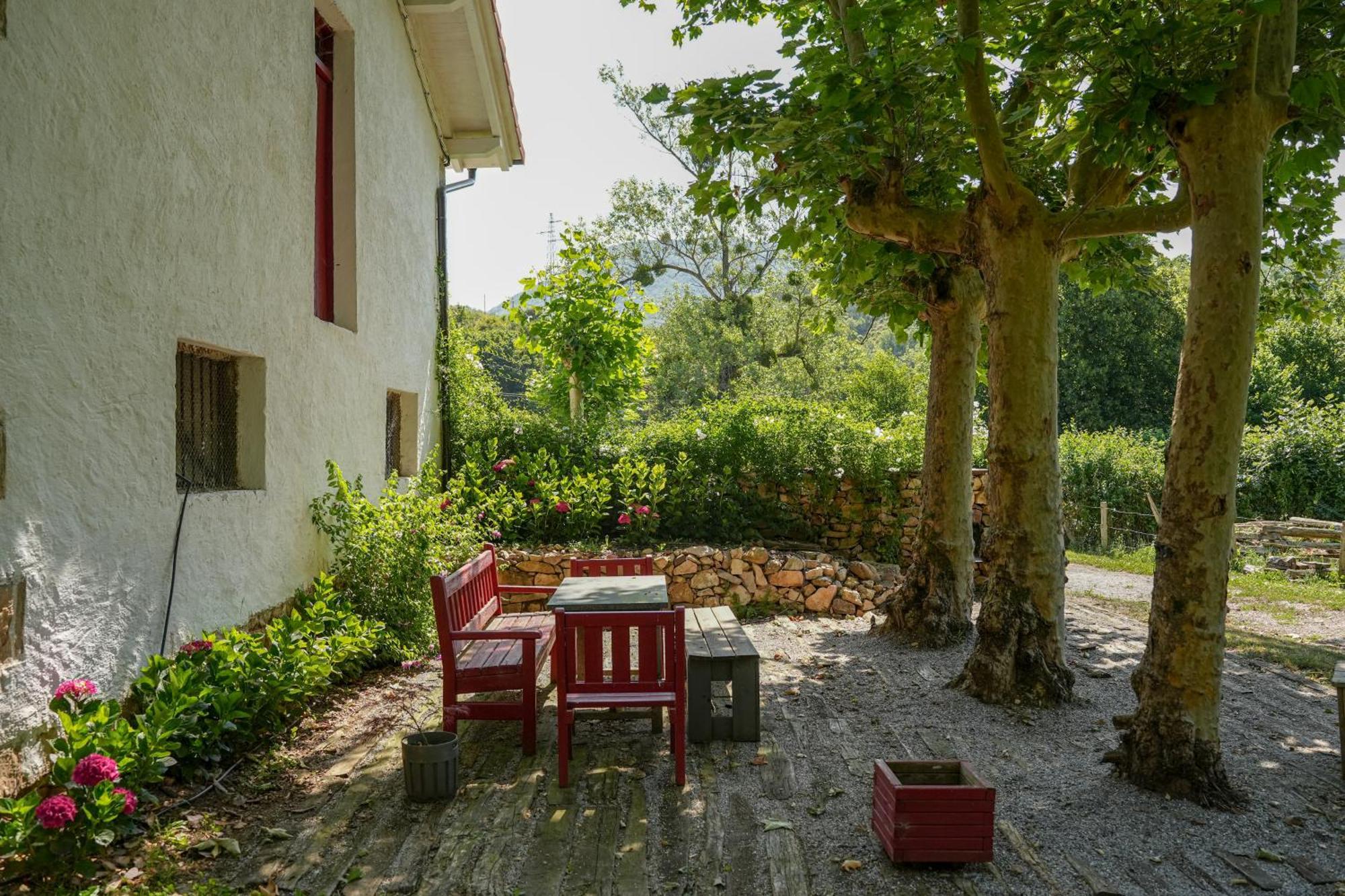 Venta De Arrieta Bed & Breakfast Saragueta Bagian luar foto